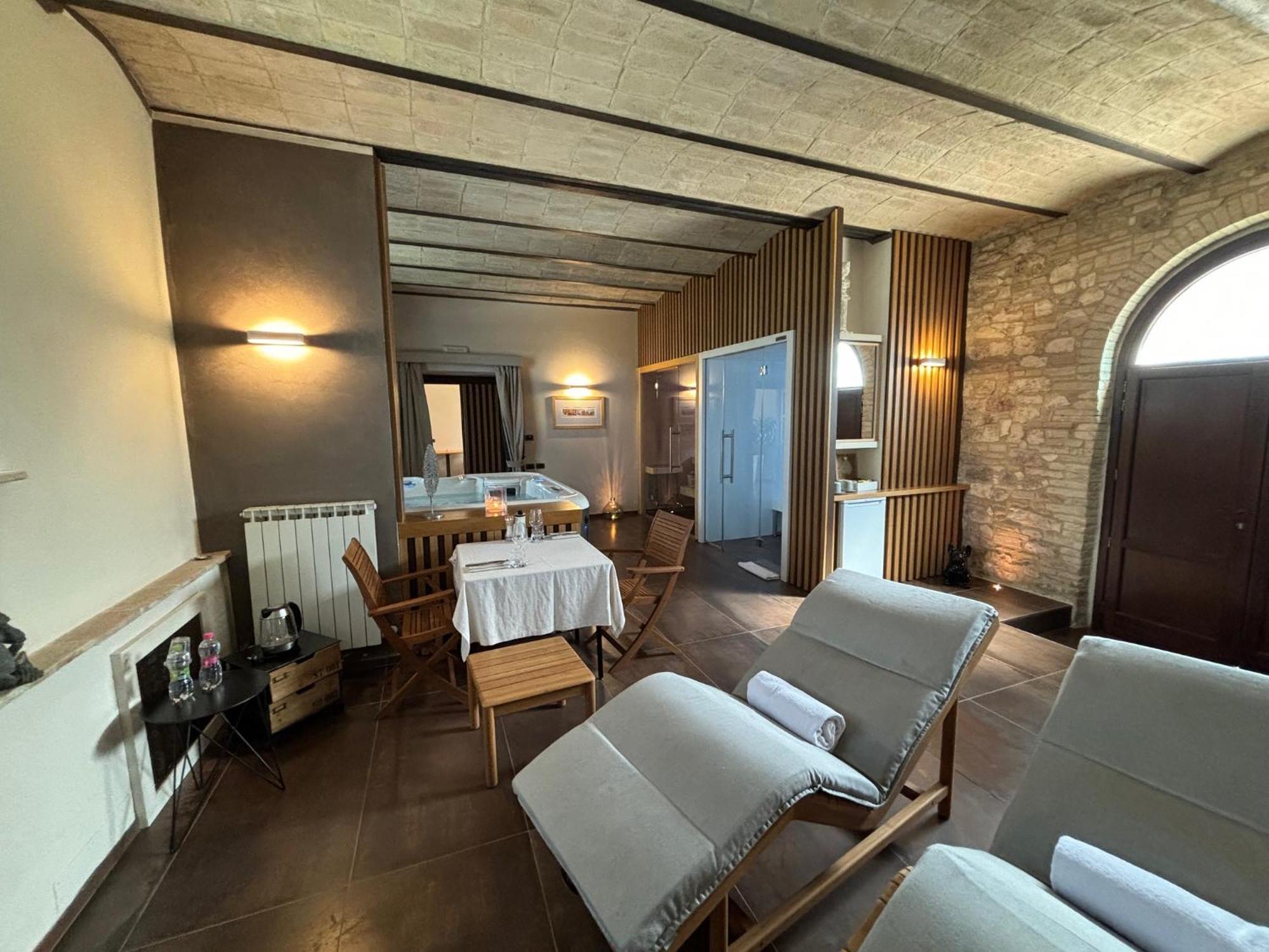 Borgo Degli Angeli Resort e Spa San Vitale Buitenkant foto